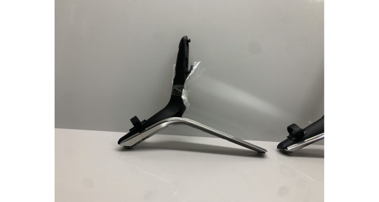 Podstawki nozki do LG 42LB670V,55LB67,MAM630481